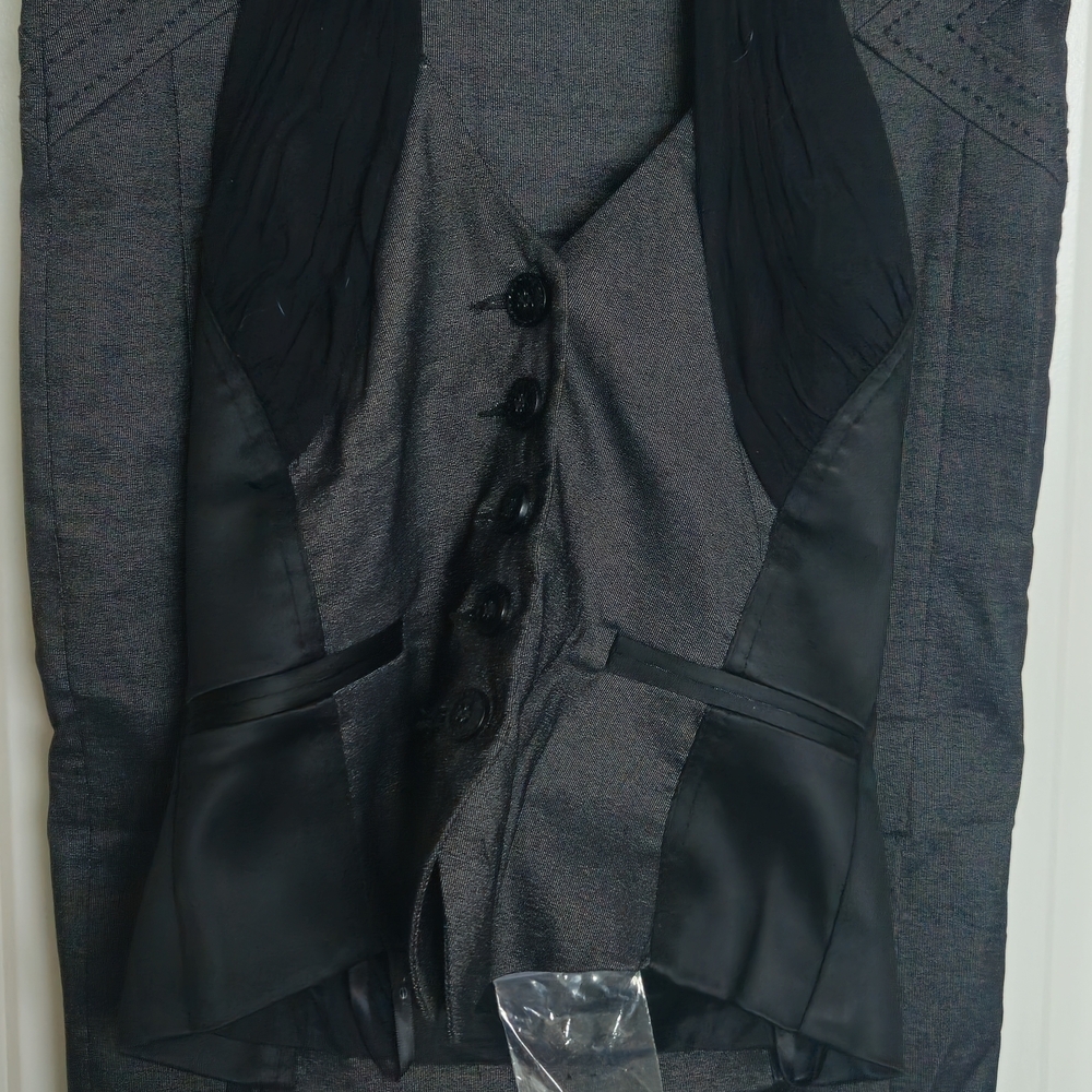 Bebe - Elegant Black and Gray Vest